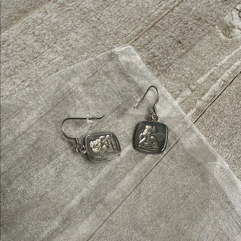 925 sterling silver great shape pensive cherub angel’s square dangle earrings - Picture 5 of 6